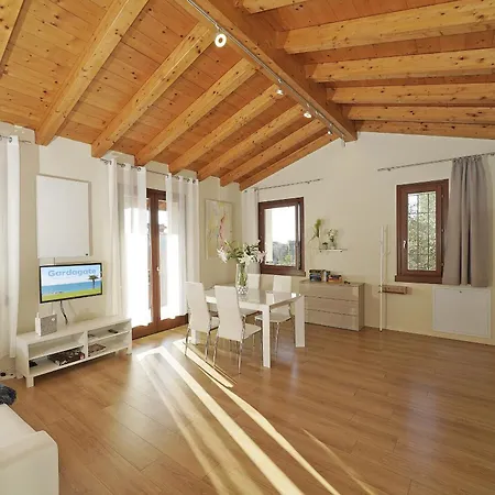 Appartamento Albatros B8 *