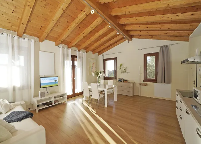 Appartamento Albatros B8 *