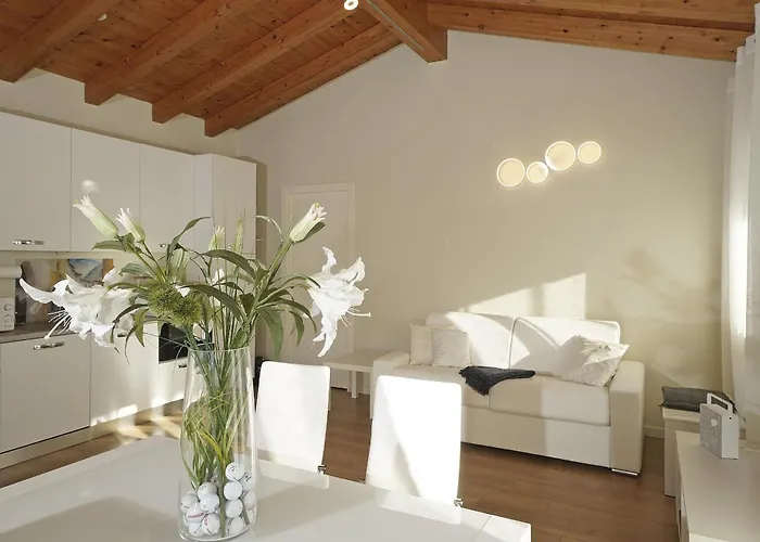 Albatros B8 Appartamento Toscolano-Maderno