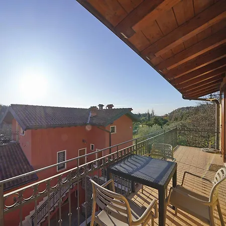 Albatros B8 Apartment Toscolano-Maderno